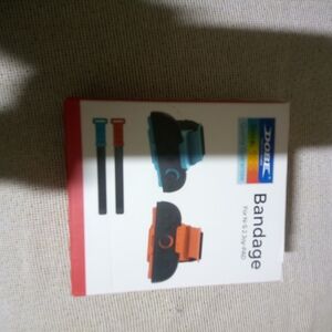 DO+BE Bandage Toy Set - Red, Blue, Black